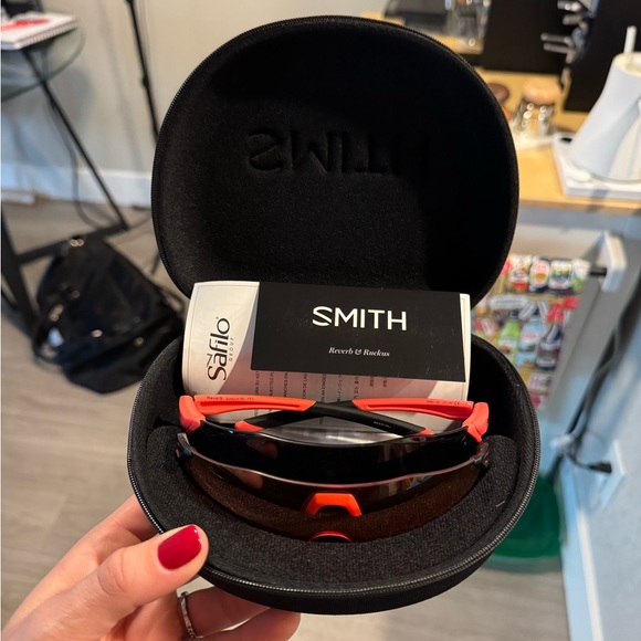 Smith Reverb Sunglasses - Picture 4 of 5
